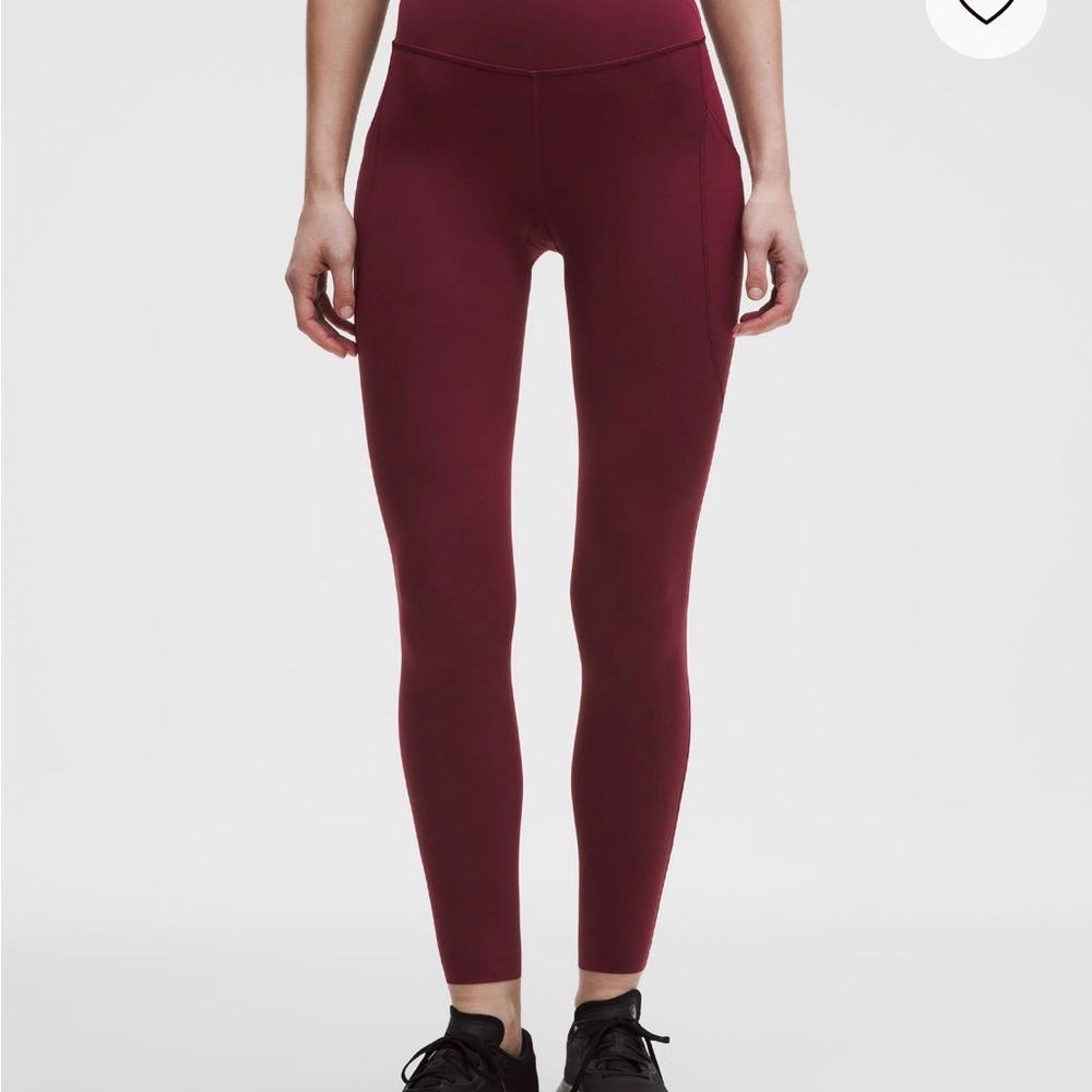 💜Lululemon High-Rise Pocket Leggings Color is Rose Blush